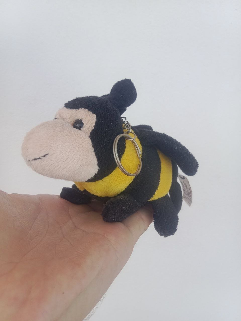 Peluche porte-clés : peluche abeille